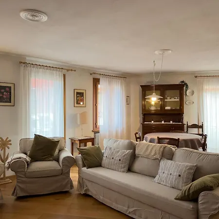 Lhousing - Ideale Per Famiglie E Gruppi Apartmán *