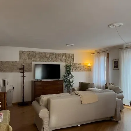 Lhousing - Ideale Per Famiglie E Gruppi Apartamento