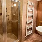 Διαμέρισμα Lhousing - Ideale Per Famiglie E Gruppi Ασιάγκο
